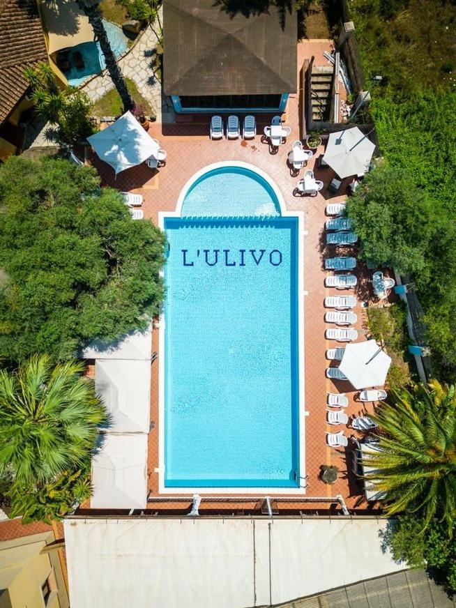 Hotel L'Ulivo ジラソーレ エクステリア 写真