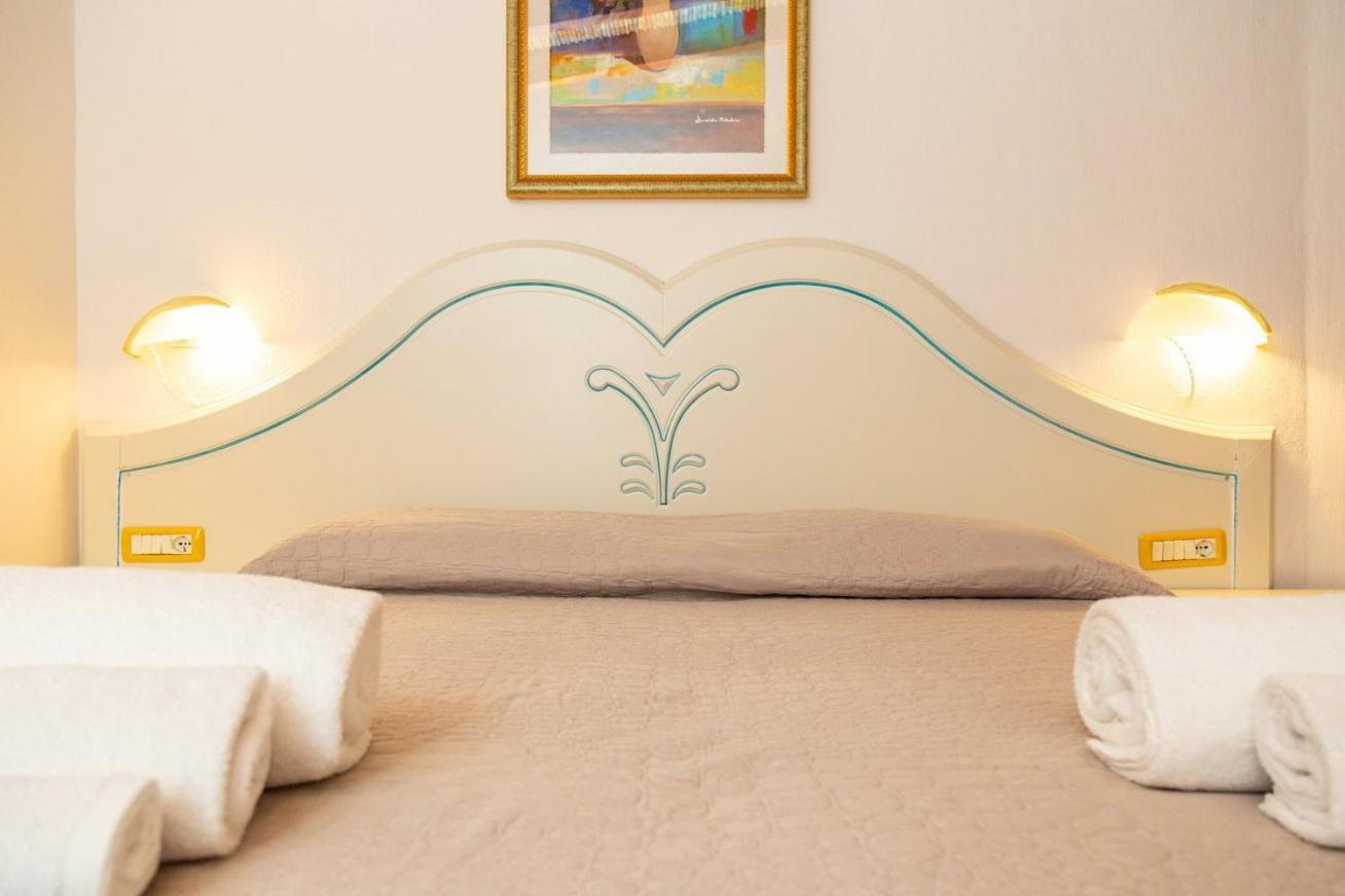 Hotel L'Ulivo ジラソーレ エクステリア 写真