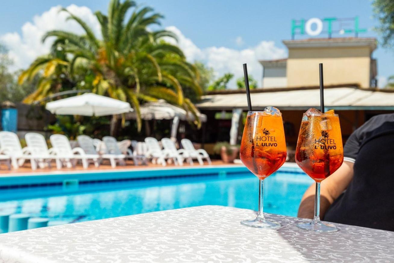 Hotel L'Ulivo ジラソーレ エクステリア 写真
